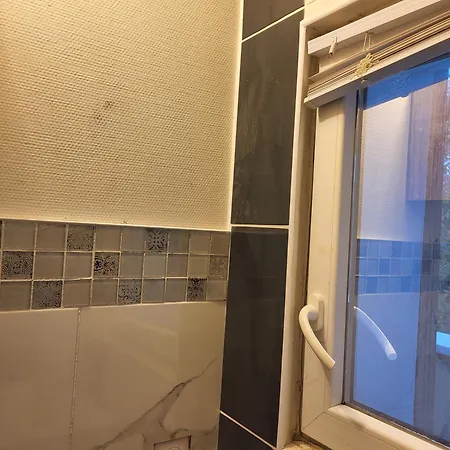 Miranda Apartmán Dijon
