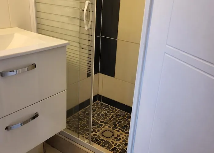 Miranda Apartment Dijon